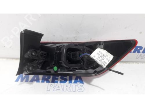 Left taillight RENAULT CLIO IV (BH_) 0.9 TCe 90 (BHNF, BHMA, BHMH, BHJK, BHJR) | BP31425378C34 - Image 2