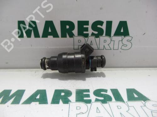Used Injector PEUGEOT 406 Break (8E/F) 1.8 16V (110 hp) 31467777