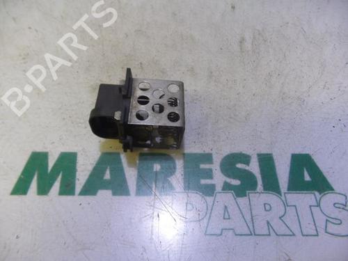 Used Electronic sensor RENAULT CLIO III (BR0/1, CR0/1) 1.2 16V (BR02, BR0J, BR11, CR02, CR0J, CR11) (75 hp) 31492321