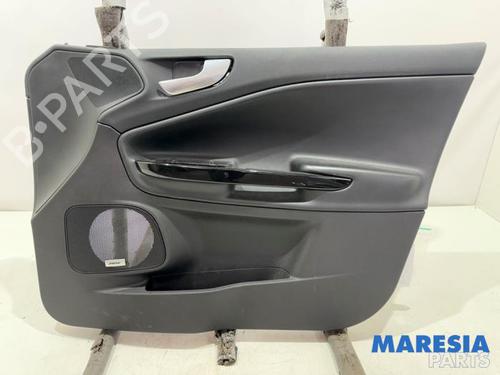 Forreste højre beklædning ALFA ROMEO GIULIETTA (940_) 1.8 TBi (940FXC1A) (235 hp) 31431704