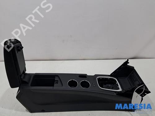 Mittelkonsole für RENAULT MEGANE IV Hatchback (B9A/M/N_) 1.2 TCe 130 (B9MR) (130 hp) 31816579