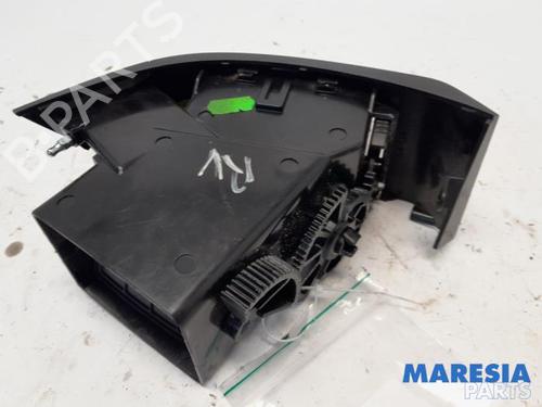 Air vent PEUGEOT BOXER Bus 2.0 BlueHDi 130 | BP31447723I21