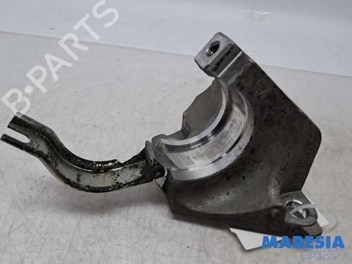 Used Gearbox mount Gearbox mount RENAULT CAPTUR I (J5_, H5_) 1.2 TCe 120 (120 hp) 34161738 34161738