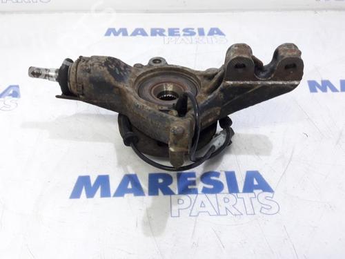 Right front steering knuckle PEUGEOT 308 CC (4B_) 2.0 HDi | BP31385996M26