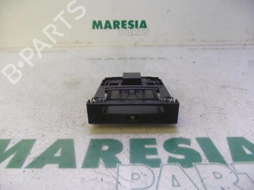 Andre RENAULT MEGANE III Hatchback (BZ0/1_, B3_) 1.5 dCi (BZ09, BZ0D, BZ1W, BZ29, BZ14) (110 hp) 31507014