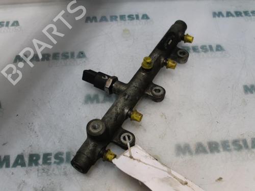 Injection rail CITROËN C5 I (DC_) 2.0 HDi (DCRHZB, DCRHZE) | BP31394245M98