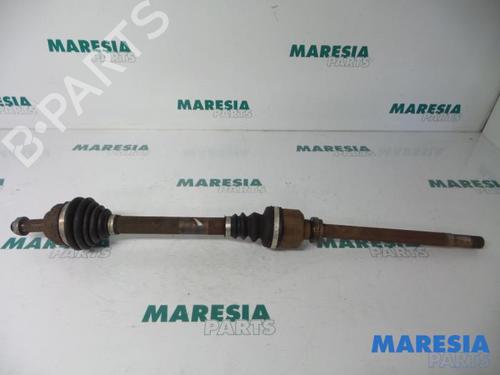 Used Right front driveshaft PEUGEOT 308 SW I (4E_, 4H_) 1.6 HDi (109 hp) 31425894