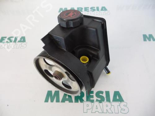 Used Steering pump PEUGEOT 206 Hatchback (2A/C) 1.4 i (75 hp) 31397932