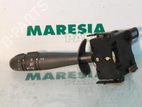 Used Steering column stalk RENAULT LAGUNA II (BG0/1_) 1.8 16V (BG0B, BG0M) (120 hp) 31483573