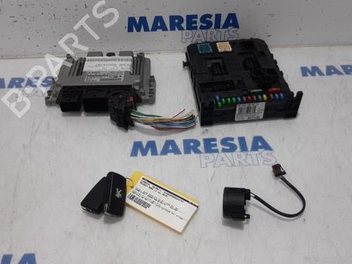 Used Engine control unit (ECU) PEUGEOT 5008 (0U_, 0E_) 1.6 16V (120 hp) 31459723