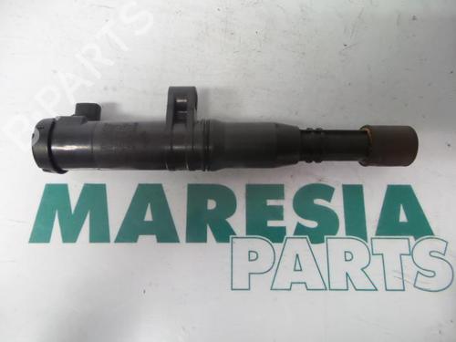 ignition-coil-renault-clio-ii-bb_-cb_-1998-1999-2000-2001-2002-2003-2004-2005-2006-2007-2008-2009-2010-2011-2012-2013-2014-2015-2016-31485768 main image