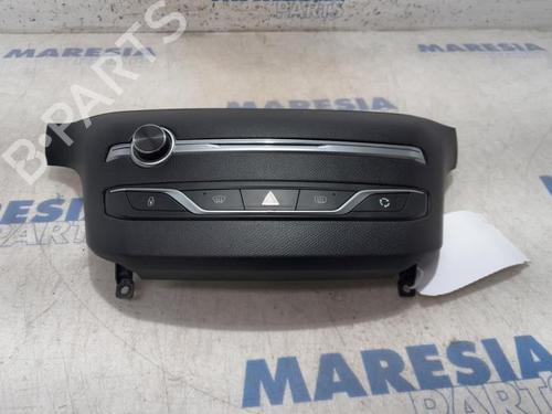 Used Switch Switch PEUGEOT 308 II (LB_, LP_, LW_, LH_, L3_) 1.2 THP 110 (110 hp) 31402716 31402716