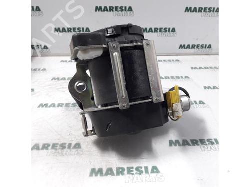 Used Front right seatbelt ALFA ROMEO 147 (937_) 1.9 JTD 16V (937.AXG1B, 937.BXG1B) (140 hp) 31419205