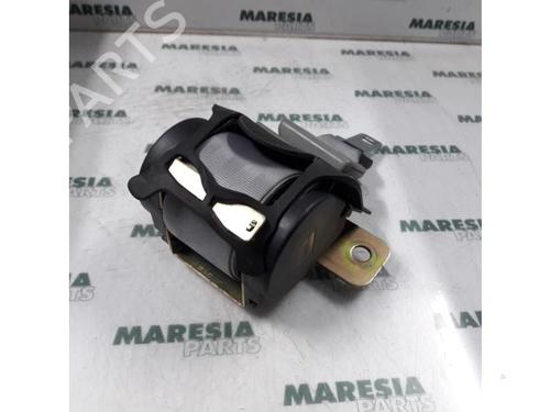 Used Rear center seatbelt RENAULT SCÉNIC I MPV (JA0/1_, FA0_) 1.9 dCi (JA05, JA1F) (102 hp) 31463710