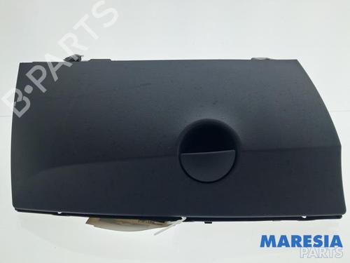 Used Glove box FIAT 500 (312_) 0.9 (312AXN1A) (80 hp) 32746184
