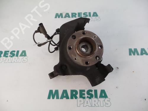Used Right front steering knuckle FIAT GRANDE PUNTO (199_) 1.4 (199AXB11, 199AXB1A, 199BXB1A, 199AXL1A) (77 hp) 31507283