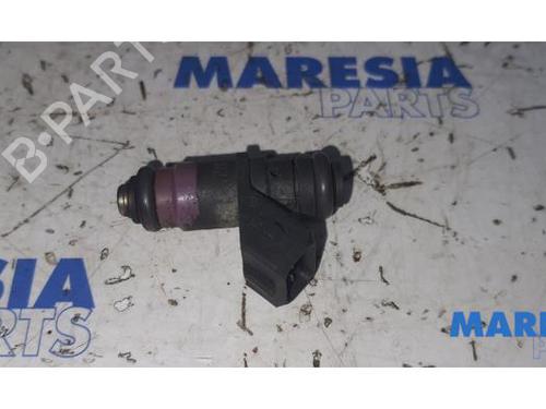 Used Injector RENAULT SCÉNIC III (JZ0/1_) 1.6 16V (JZ0U, JZ1B) (110 hp) 31446115