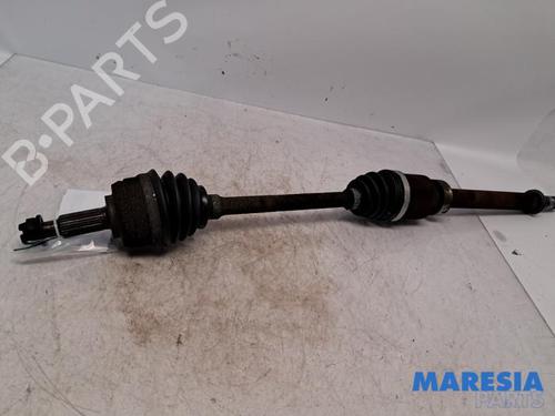 Used Right front driveshaft Right front driveshaft RENAULT MEGANE III Grandtour (KZ0/1) 1.2 TCe (KZ2B, KZ11) (116 hp) 31413831 31413831