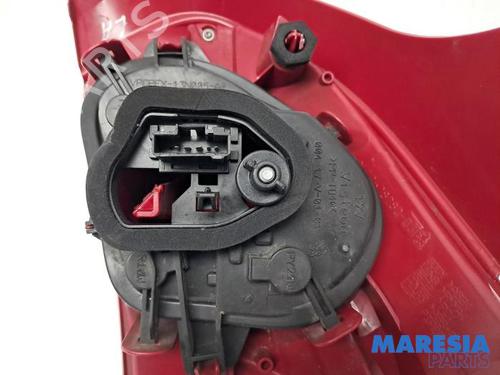 Left taillight PEUGEOT 208 I (CA_, CC_) 1.4 VTi | BP31439267C34