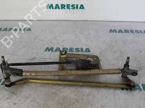 Vindrude Viskermekanisme ALFA ROMEO 166 (936_) 2.4 JTD (936AXA00, 936A3B00) (150 hp) 31431778