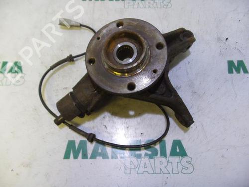 Used Left front steering knuckle CITROËN C4 Grand Picasso I (UA_) 1.8 i 16V (125 hp) 31449361