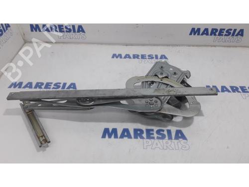 Used Front right window mechanism RENAULT GRAND SCÉNIC III (JZ0/1_) 1.5 dCi (JZ09, JZ0D, JZ10, JZ14, JZ1G, JZ29, JZ2C) (110 hp) 31445557
