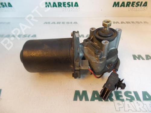Used Front wiper motor PEUGEOT EXPERT Van (222) 1.9 TD (90 hp) 31534719
