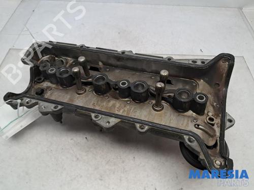 Valve cover RENAULT CAPTUR I (J5_, H5_) 1.2 TCe 120 | BP31518074M124