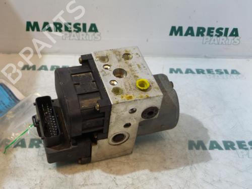 Used ABS pump ABS pump FIAT PUNTO (188_) 1.2 60 (188.030, .050, .130, .150, .230, .250) (60 hp) 31395139 31395139