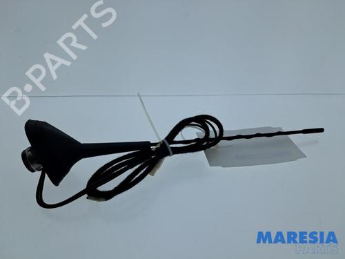Used Antenna/Base Antenna/Base RENAULT CAPTUR I (J5_, H5_) 1.3 TCe 150 (J5NK, J5JS) (150 hp) 34007104 34007104