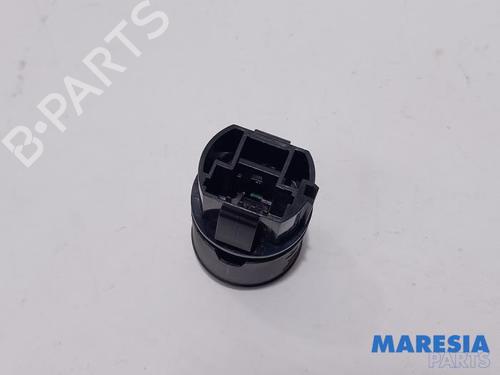 Switch RENAULT CAPTUR I (J5_, H5_) 0.9 TCe 90 | BP31501989I30