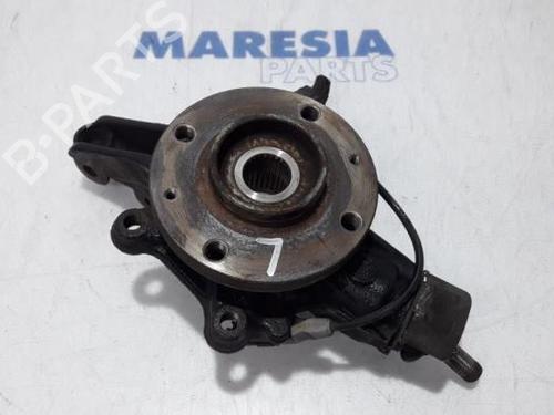 Used Left front steering knuckle PEUGEOT 5008 (0U_, 0E_) 1.6 HDi (110 hp) 31515440