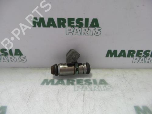 Used Injector FIAT SEICENTO / 600 (187_) 1.1 (187AXB, 187AXB1A, 187AXC1A02) (54 hp) 31421970