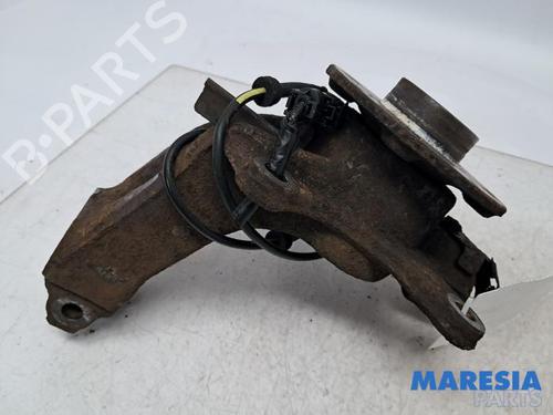 Used Left front steering knuckle Left front steering knuckle PEUGEOT 107 (PM_, PN_) 1.0 (68 hp) 34496465 34496465
