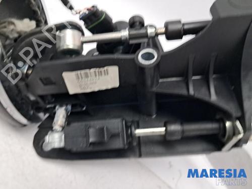 Gear lever FIAT 500 (312_) 1.2 (312AXA1A) | BP31526982M90