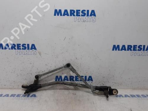 Used Front wipers mechanism RENAULT MEGANE III Hatchback (BZ0/1_, B3_) 1.5 dCi (106 hp) 31519077