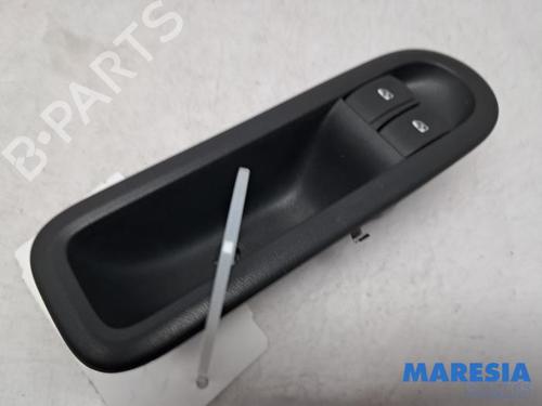 Used Switch RENAULT TWINGO II (CN0_) 1.2 16V (CN0K, CN0V, CN0A) (76 hp) 31468279