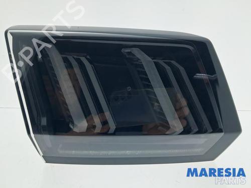 Used Left taillight PEUGEOT 3008 II SUV (MC_, MR_, MJ_, M4_) Hybrid (224 hp) 32281279