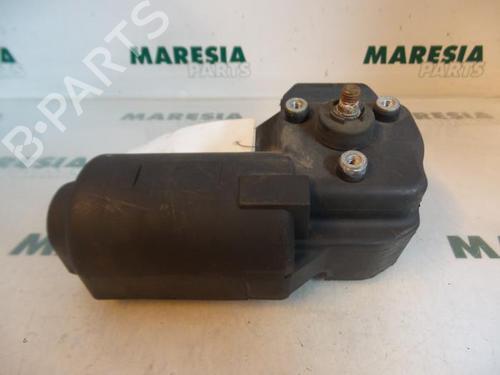 Used Front wiper motor ALFA ROMEO 146 (930_) 1.4 i.e. 16V T.S. (930.B3A) (103 hp) 31510633