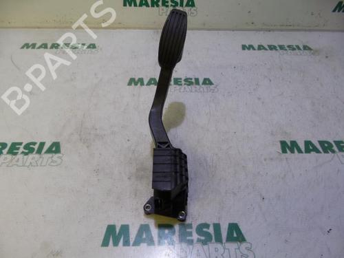 Used Electronic module FIAT 500 (312_) 0.9 (312AXG1A, 312.AXG11) (86 hp) 31533482