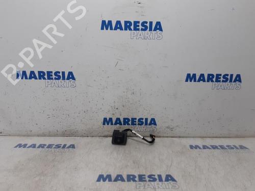Used Camera PEUGEOT 308 SW II (LC_, LJ_, LR_, LX_, L4_) 1.6 BlueHDi 120 (120 hp) 31481965