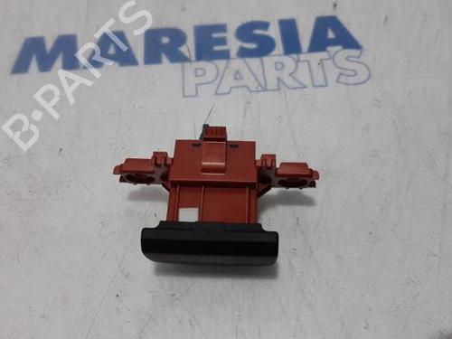 Used Switch Switch PEUGEOT 508 SW I (8E_) 2.0 HDi RXH Hybrid4 (200 hp) 31467750 31467750