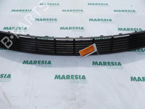 Used Grille RENAULT VEL SATIS (BJ0_) 3.5 V6 (BJ0R, BJ0V, BJ0U) (241 hp) 31485105