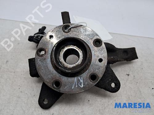 Used Right front steering knuckle Right front steering knuckle RENAULT KANGOO / GRAND KANGOO II (KW0/1_) 1.6 16V (KW03, KW09, KW0D, KW0U, KW0W, KW13) (106 hp) 39585884 39585884