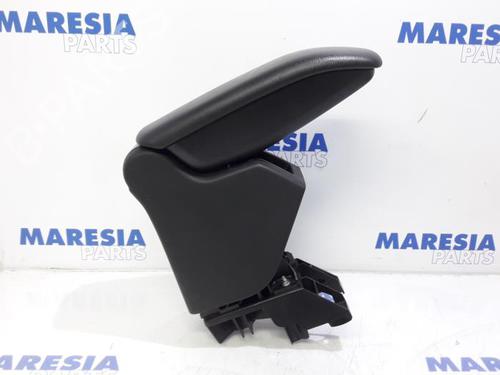 Armrest / Center console CITROËN C3 II (SC_) 1.6 HDi | BP31470953I20 