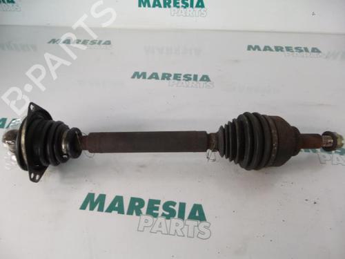 Used Left front driveshaft RENAULT LAGUNA II Grandtour (KG0/1_) 1.9 dCi (KG0G) (120 hp) 31520483