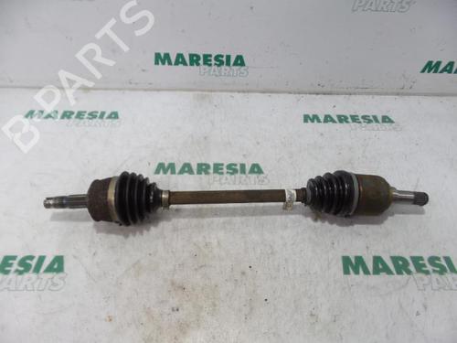 Used Left front driveshaft FIAT GRANDE PUNTO (199_) 1.2 (65 hp) 31497634