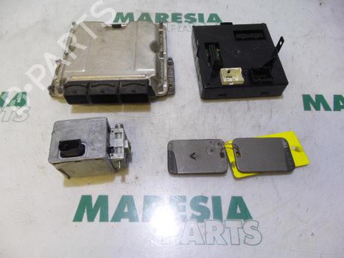Used Engine control unit (ECU) RENAULT ESPACE IV (JK0/1_) 2.2 dCi (JK0H) (150 hp) 31434697