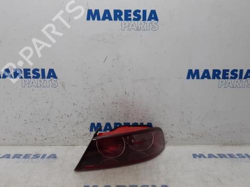 right-taillight-alfa-romeo-159-sportwagon-939_-2005-2006-2007-2008-2009-2010-2011-2012-31414716 main image