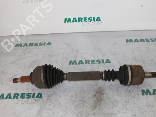 Used Left front driveshaft RENAULT ESPACE IV (JK0/1_) 3.0 dCi (JK0J, JK0V) (177 hp) 31451548
